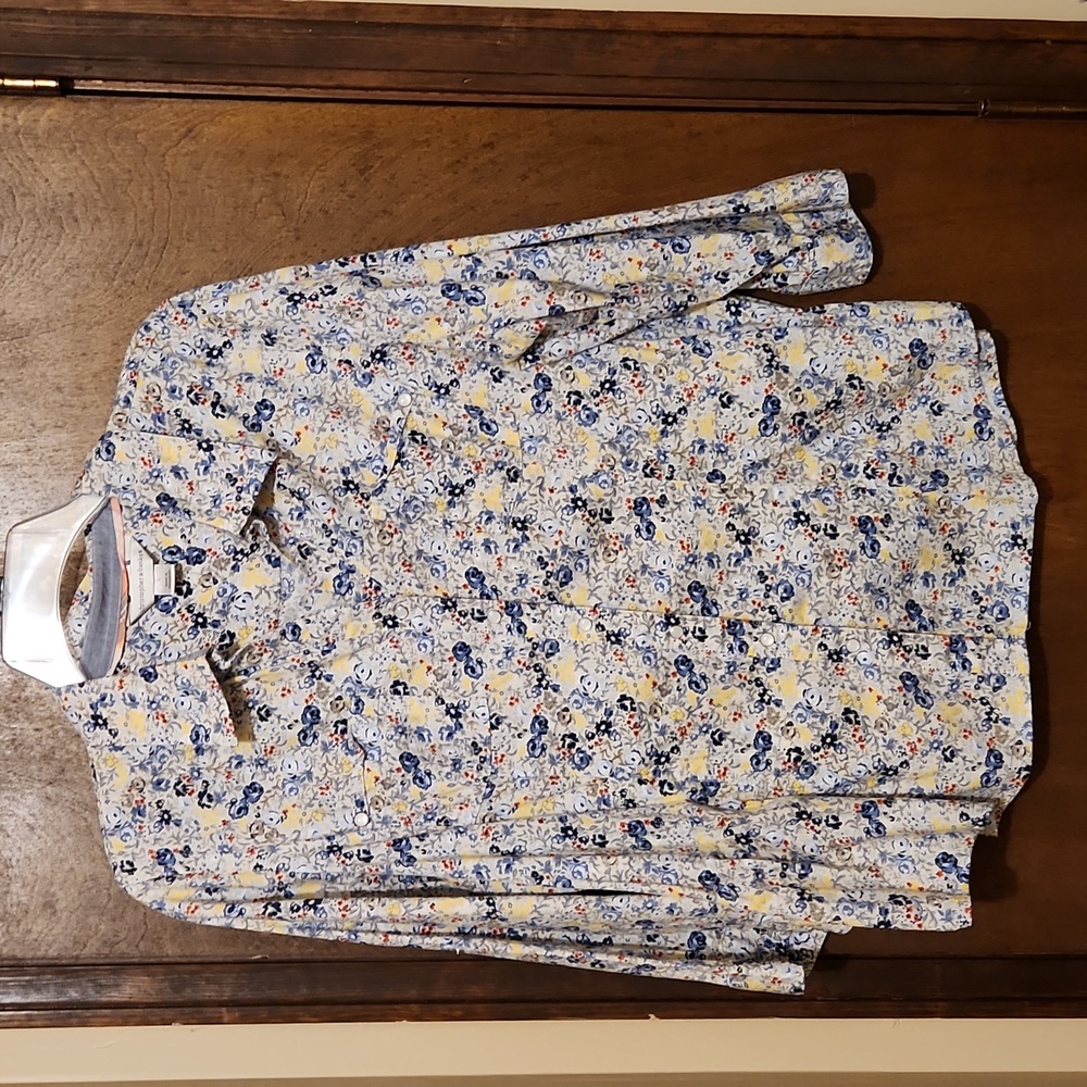 Christopher and Banks Essentials  Multi colored Size Large